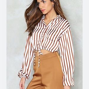 NWT Nasty Gal Front Tie Striped Crop Silky Shirt Size Small